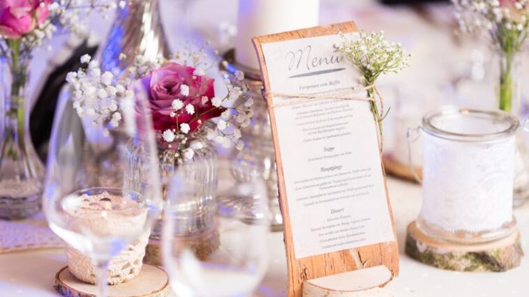 Tischdeko bei einer Hochzeit